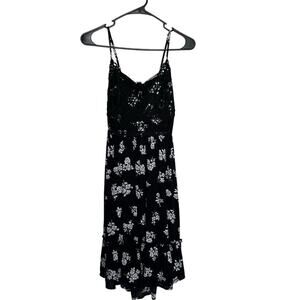 Just Found | Black Floral Crochet Sleeveless Dress Medium Cottagecore Prairie